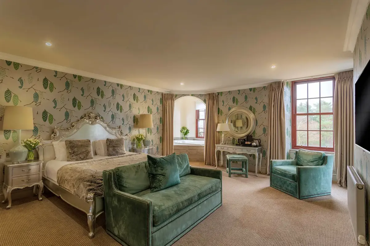 The Clyde Suite